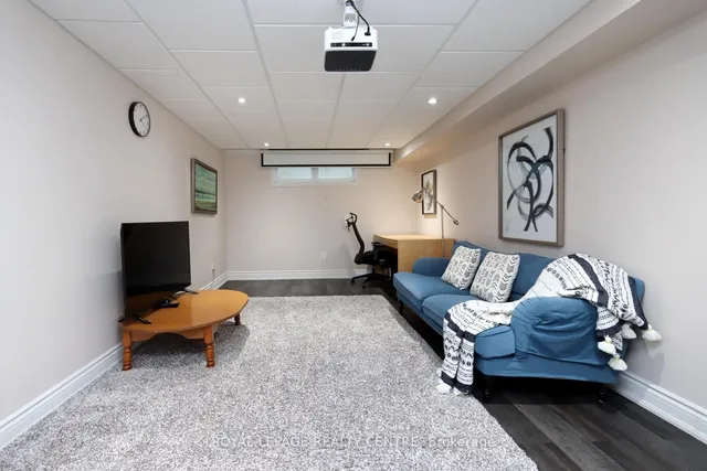 Additional image 31 of 1150 Saturnia Cres