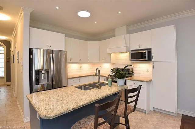 Additional image 22 of 21 Guest St