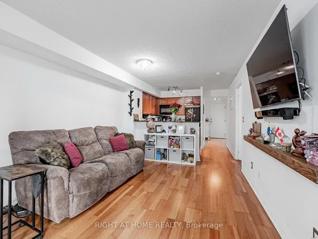 Additional image 9 of 2119 Lakeshore Blvd Unit 318