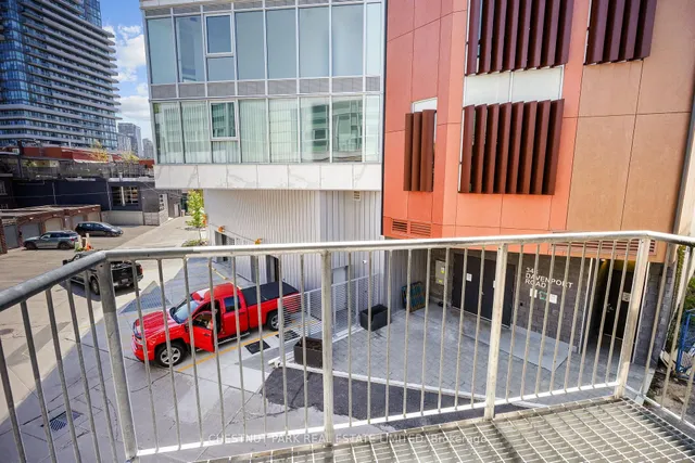 Additional image 43 of 113 Dupont St Unit 201