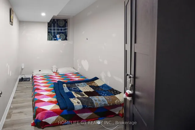 Additional image 29 of 158 Thornbush Blvd