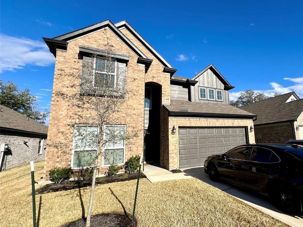 11710 Glossy Oak Ln, Houston, TX 77066