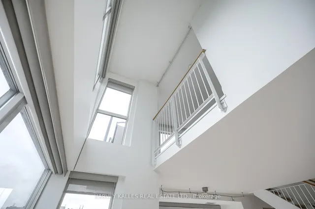 Additional image 14 of 18 Merton St Unit 1109