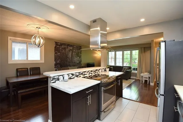 Additional image 17 of 227 East 8th St