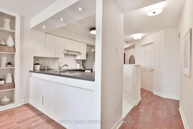 Additional image 8 of 356 McRae Dr Unit 402