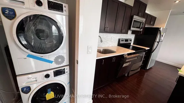 Additional image 14 of 281 Mutual St Unit 1005