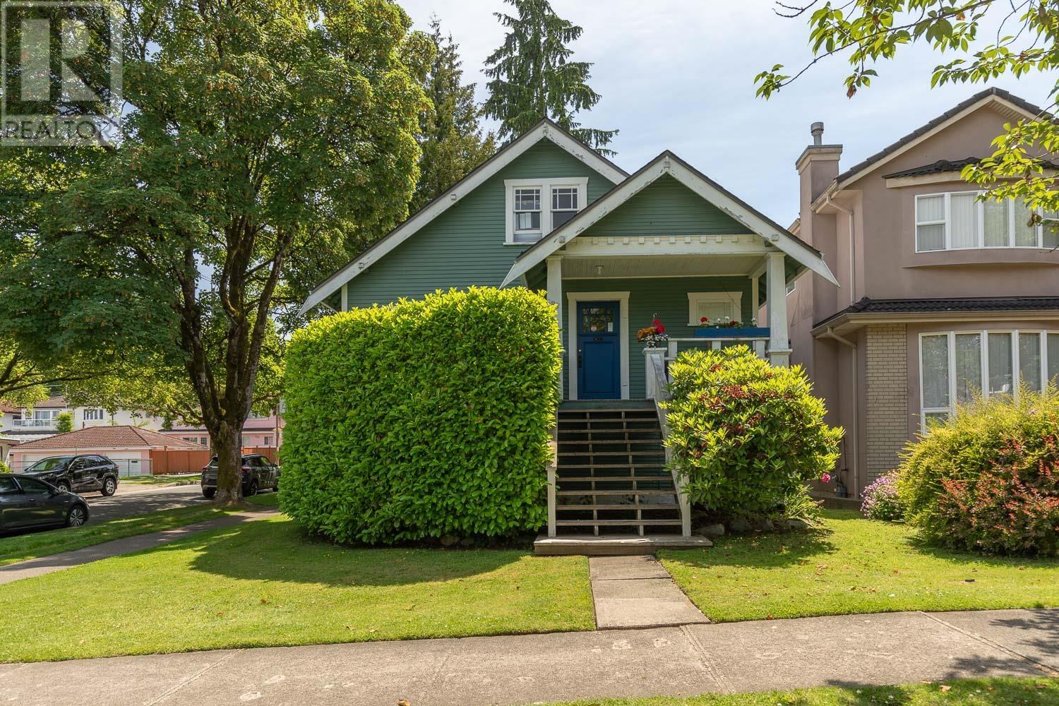 Property image for 988 E 16TH AVENUE|Vancouver, British Columbia V5T2V9