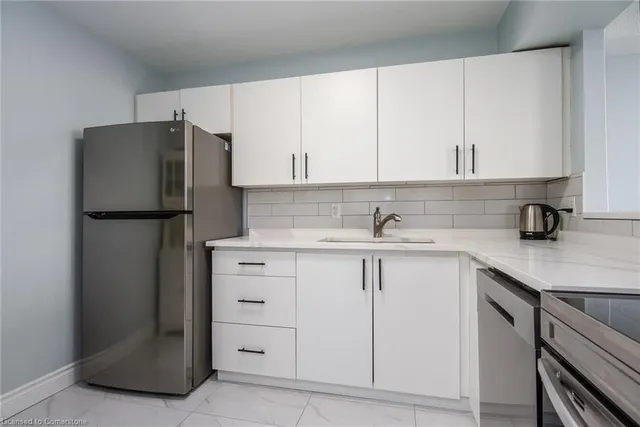 Additional image 18 of 18 Holborn Crt Unit 611