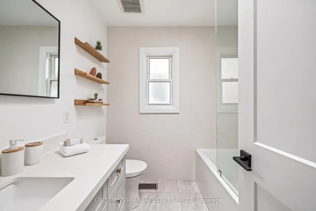 Additional image 21 of 161 Queensdale Ave