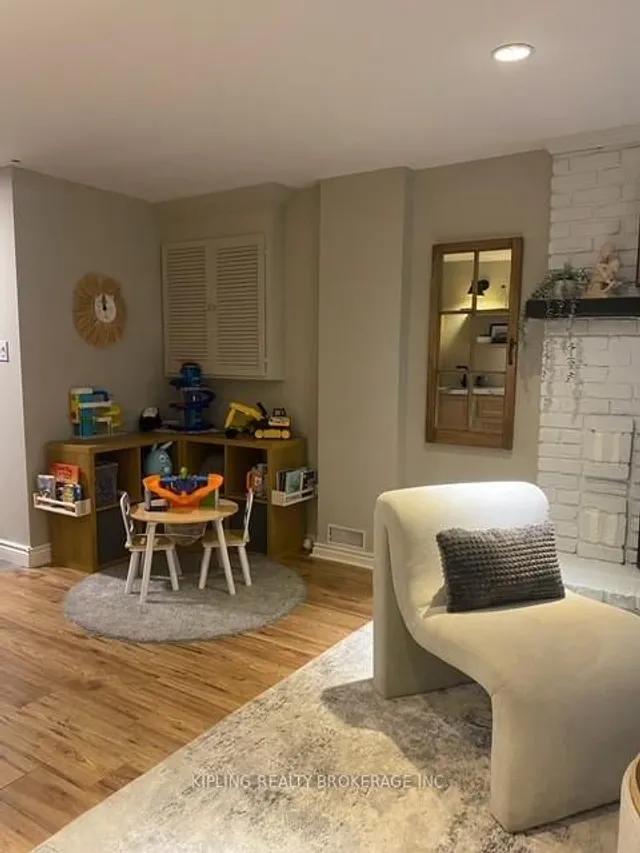 Additional image 28 of 923 Daryl Dr