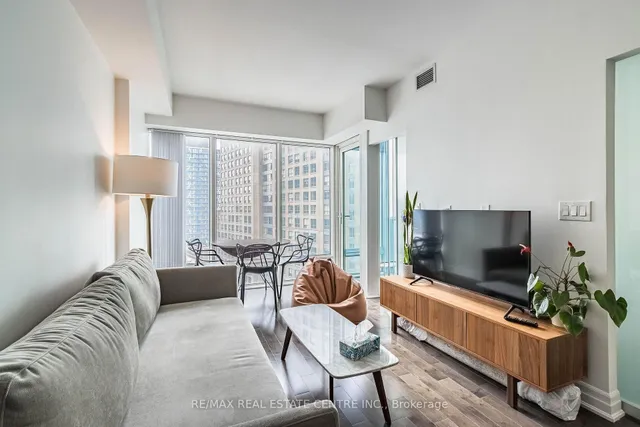 Additional image 3 of 8 The Esplanade N/A Unit 1610