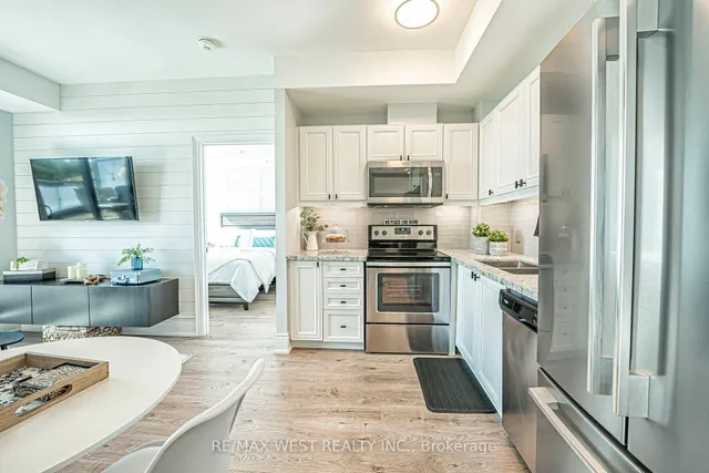 Additional image 22 of 2522 Keele St Unit 223