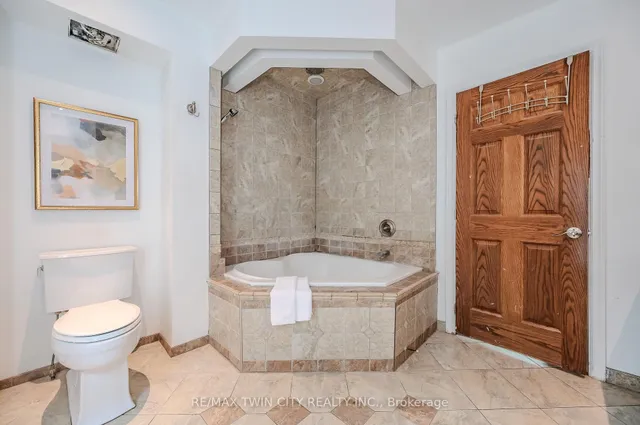 Additional image 19 of 33 Glasgow St