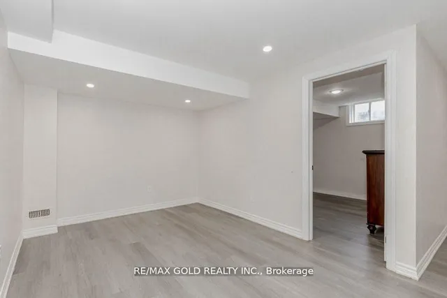 Additional image 40 of 66 Crumlin Cres