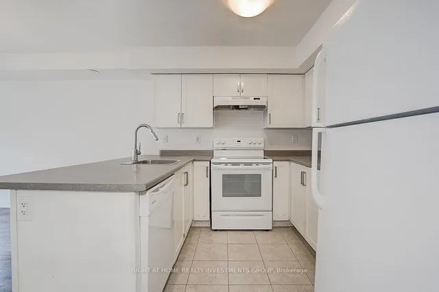 Additional image 13 of 100 Parrotta Dr Unit 116