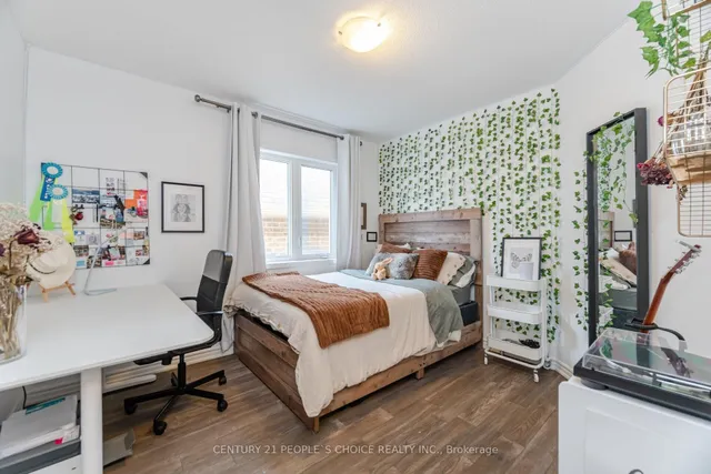 Additional image 31 of 1419 Chretien St