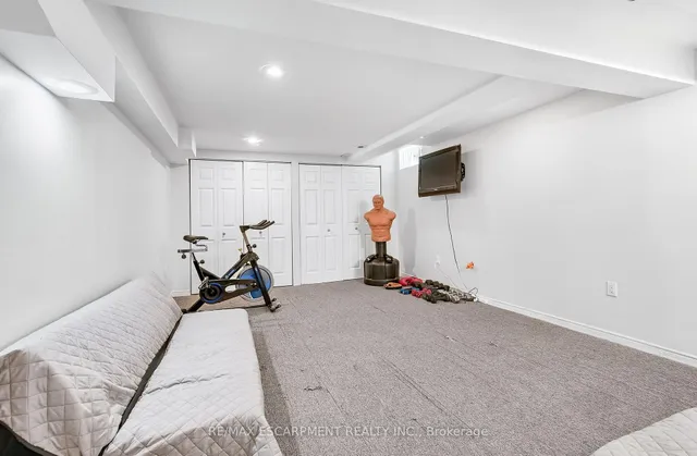 Additional image 42 of 14 Ashridge Pl
