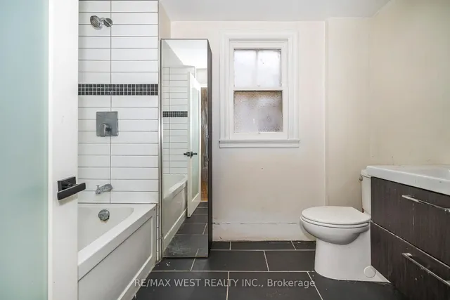 Additional image 30 of 38 Beck Ave