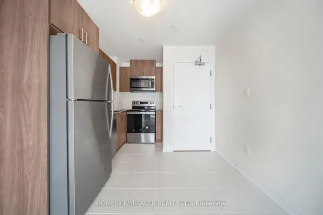 Additional image 9 of 165 Tapscott Rd Unit 27