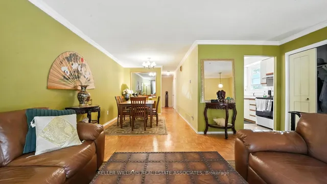 Additional image 7 of 390 Daralea Hts