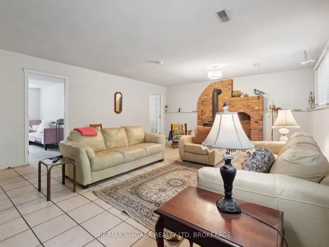 Additional image 25 of 10 Beverly Glen Dr