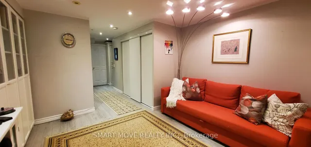 Additional image 19 of 21 Replin Rd Unit TH 25