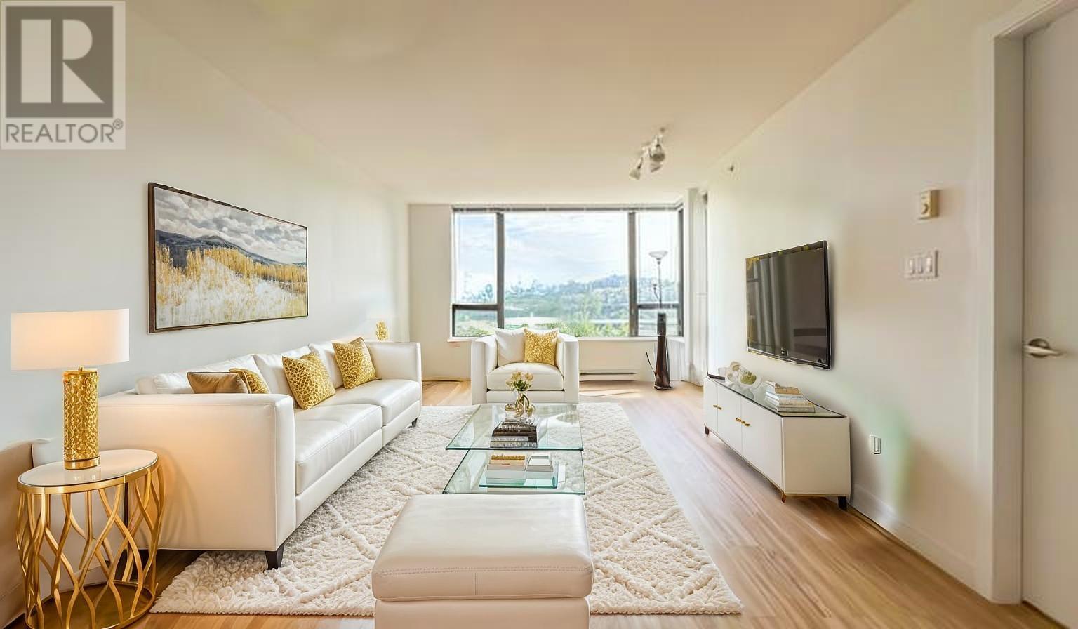 803 4182 DAWSON STREET|Burnaby, British Columbia V5C0A2