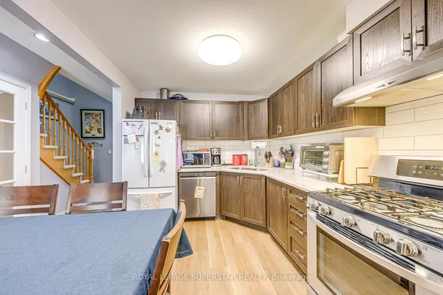Additional image 6 of 1809 Upper Wentworth St Unit 17