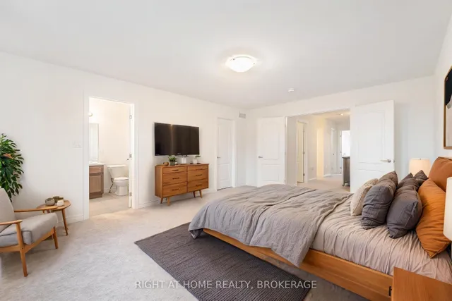 Additional image 14 of 30 Zoe Lane