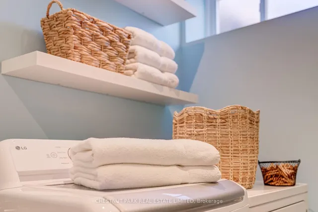 Additional image 28 of 70 Newmarket Ave