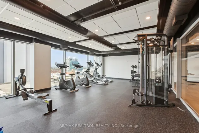 Additional image 38 of 60 Frederick St Unit 2903