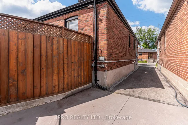 Additional image 49 of 75 Ronald Ave