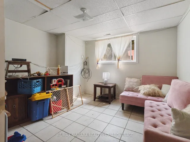 Additional image 27 of 10 Beverly Glen Dr