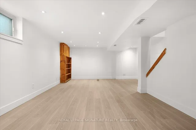 Additional image 28 of 46 Van Stassen Blvd