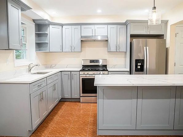 2723 Colden Ave #1, Bronx, NY 10469
