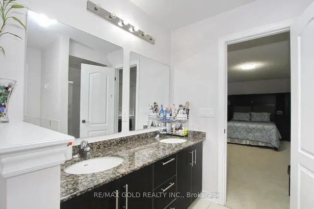 Additional image 27 of 14 Lisson Cres