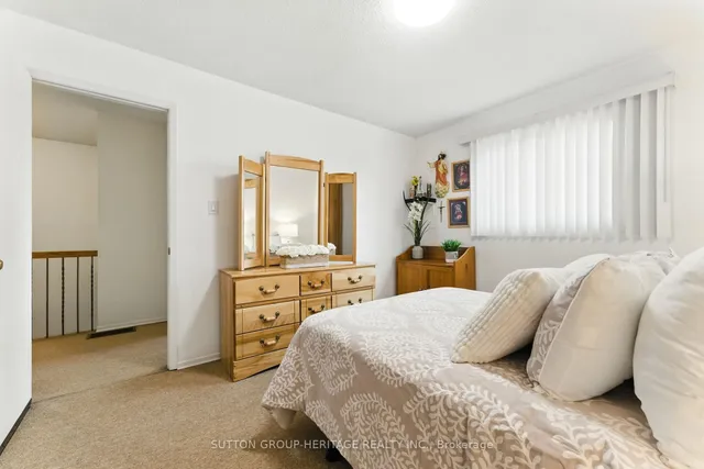 Additional image 30 of 45 Wildercroft Ave