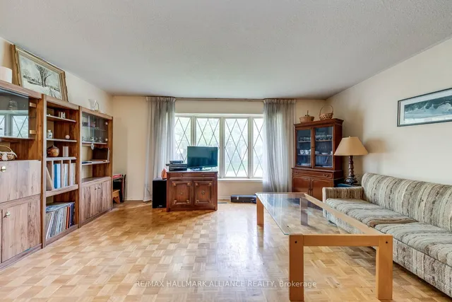 Additional image 12 of 455 Canterbury Cres