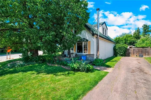 38 Caledon Ave