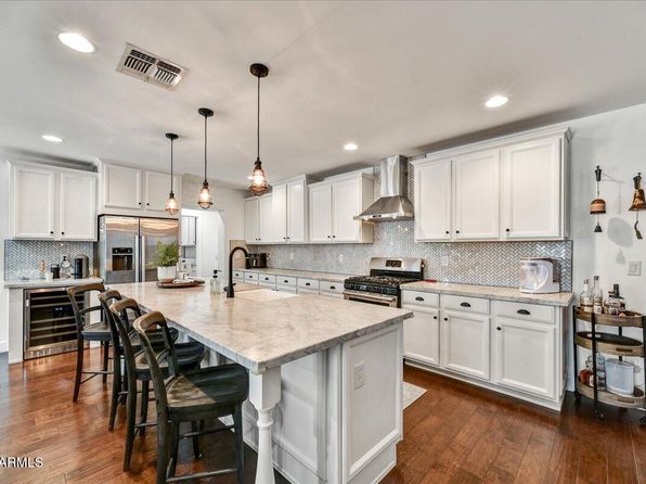 4243 E Avalon Dr, Phoenix, AZ 85018