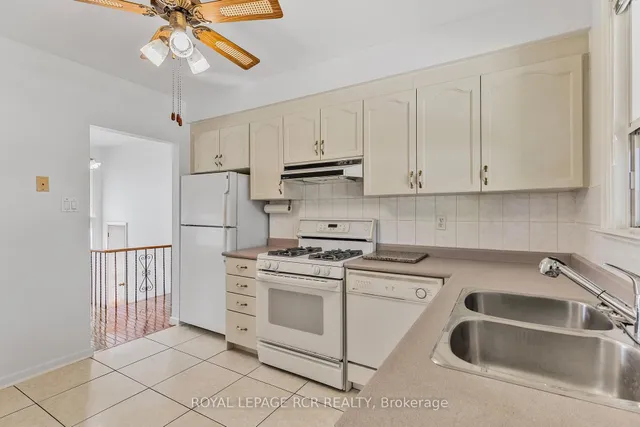 Additional image 14 of 26 Ludstone Dr