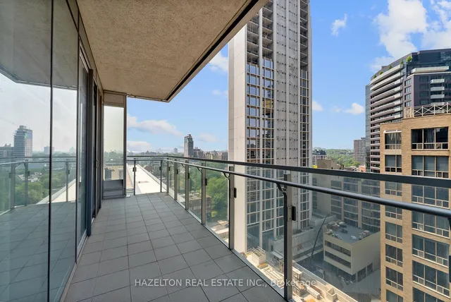 Additional image 31 of 55 Scollard St Unit 1201