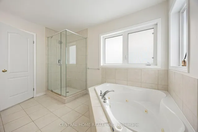 Additional image 19 of 165 Palacebeach Tr