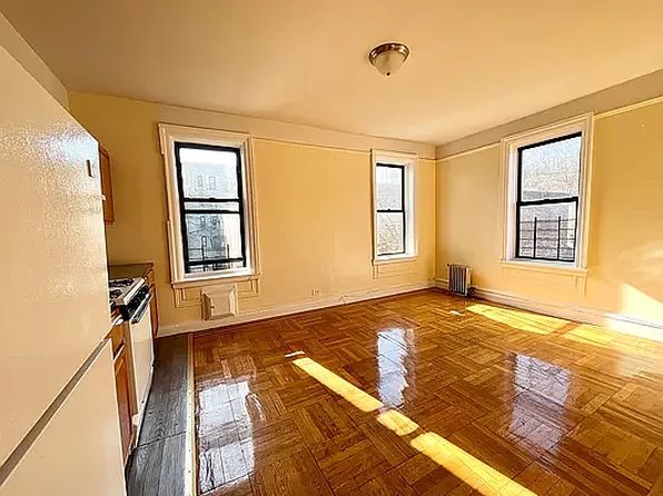 10 Hillside Ave APT 2C, New York, NY 10040