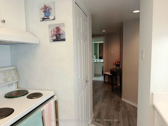 Additional image 11 of 77 Harbour Sq Unit 3702