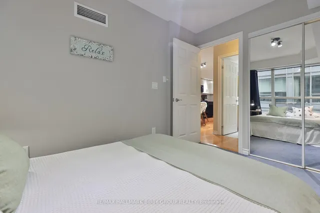 Additional image 26 of 250 Wellington St Unit 642