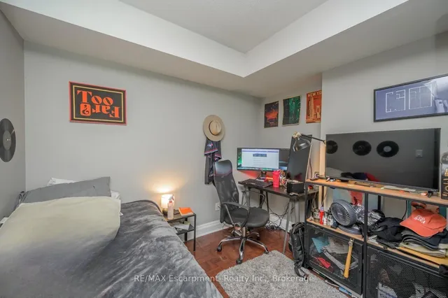 Additional image 15 of 250 MANITOBA St Unit 603