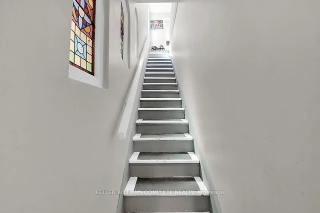 Additional image 16 of 88 GRANT Ave