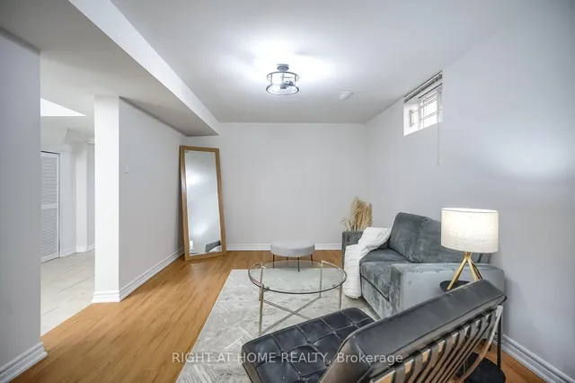 Additional image 29 of 14 Amulet St