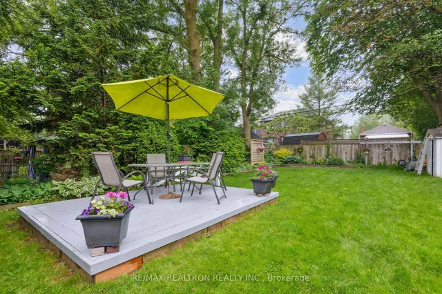 Additional image 38 of 24 Neilson Ave